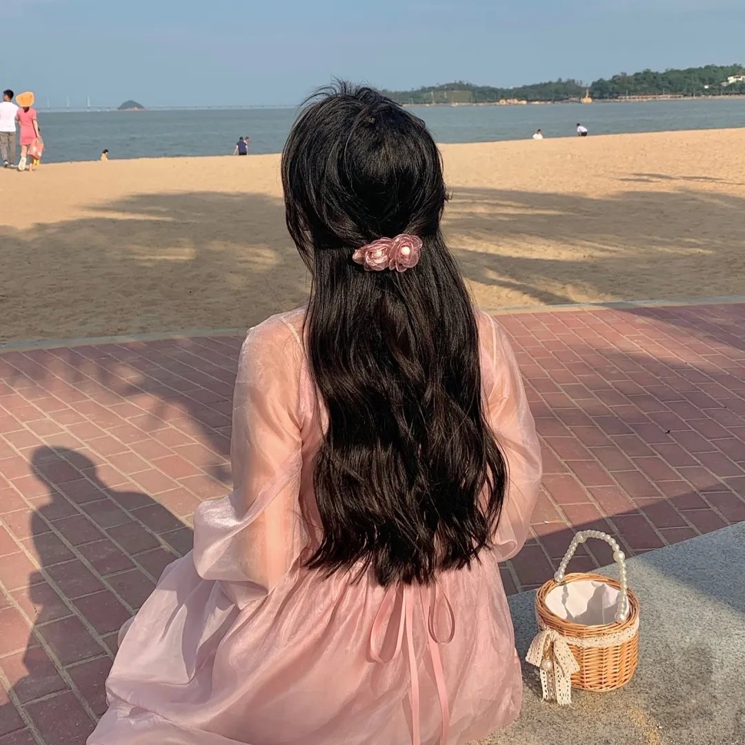 流浪汉与小灵精